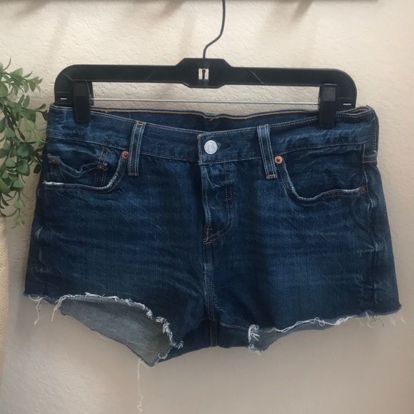 Levi Strauss cut off shorts - Picture 1 of 3
